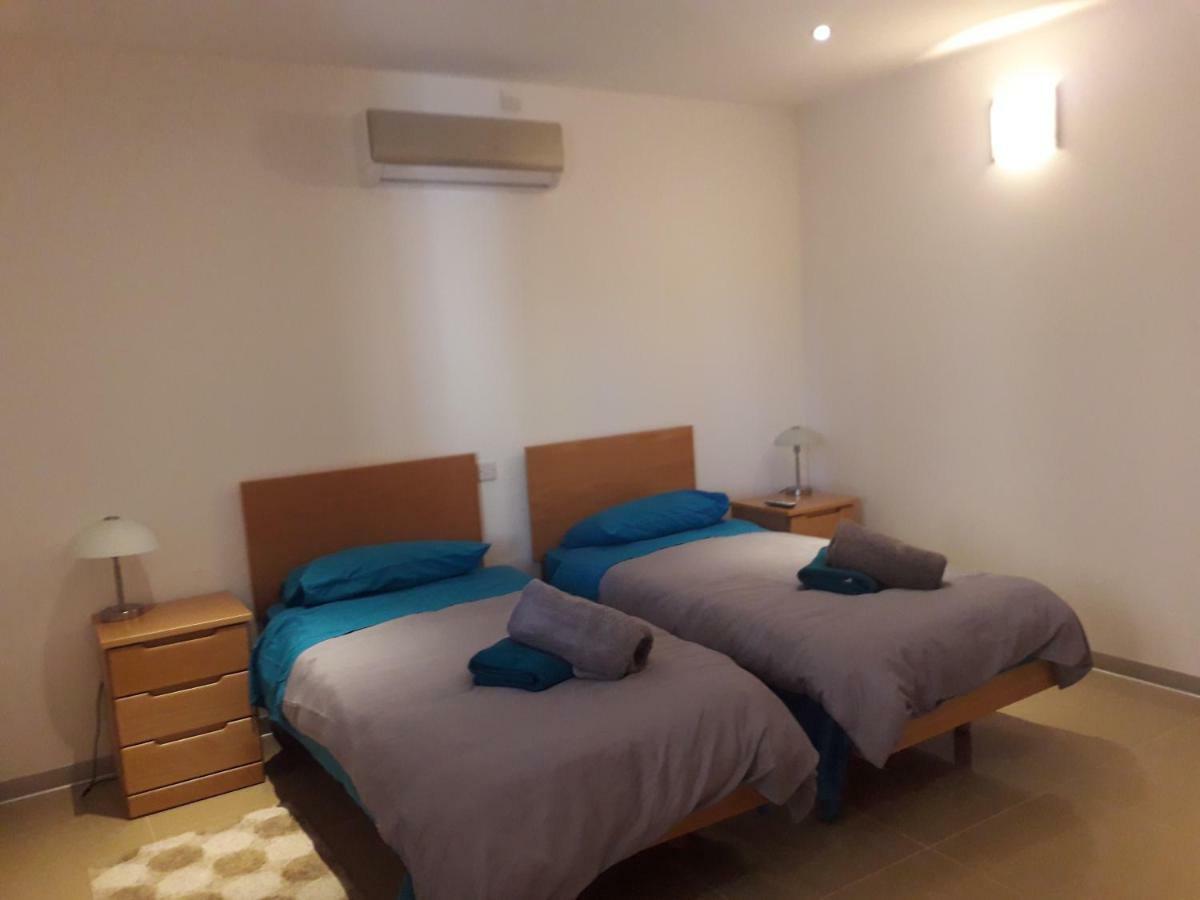 Appartement No: 11a4s, Chambray. *